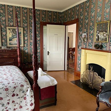Guilford Bed And Breakfast エクステリア 写真