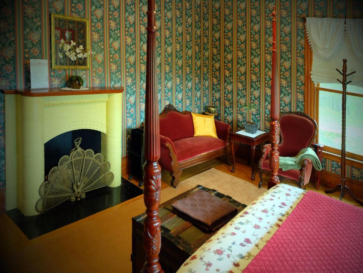 Guilford Bed And Breakfast エクステリア 写真