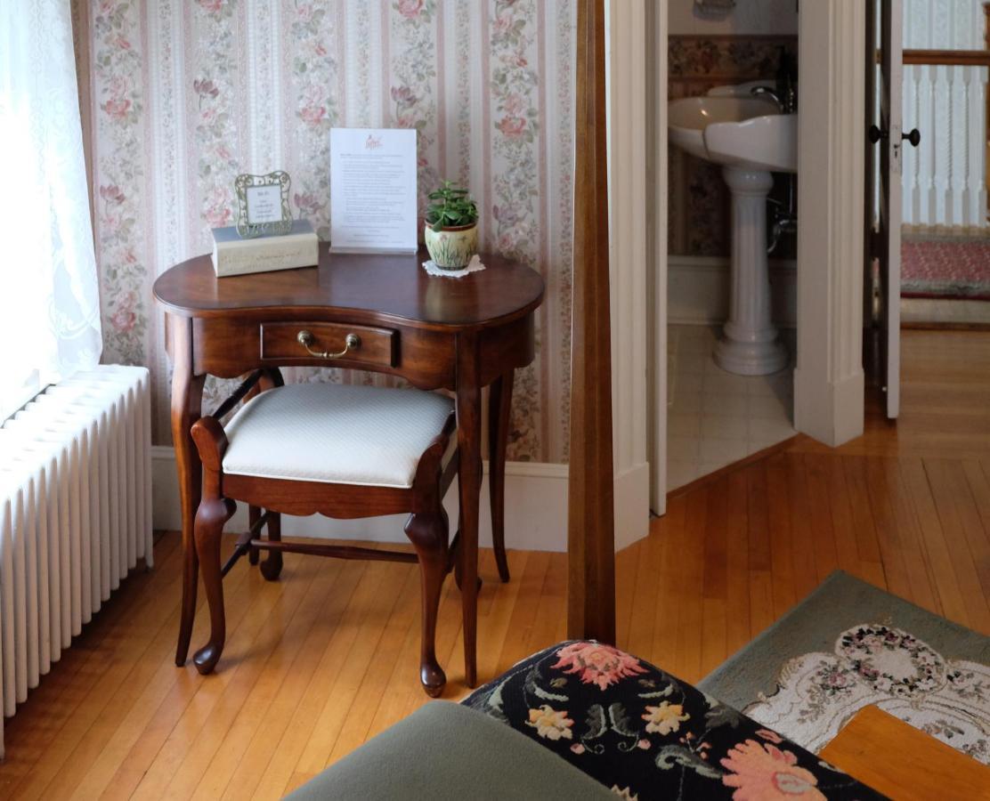 Guilford Bed And Breakfast エクステリア 写真