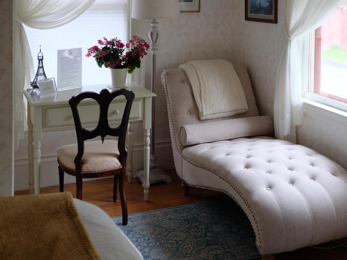 Guilford Bed And Breakfast エクステリア 写真