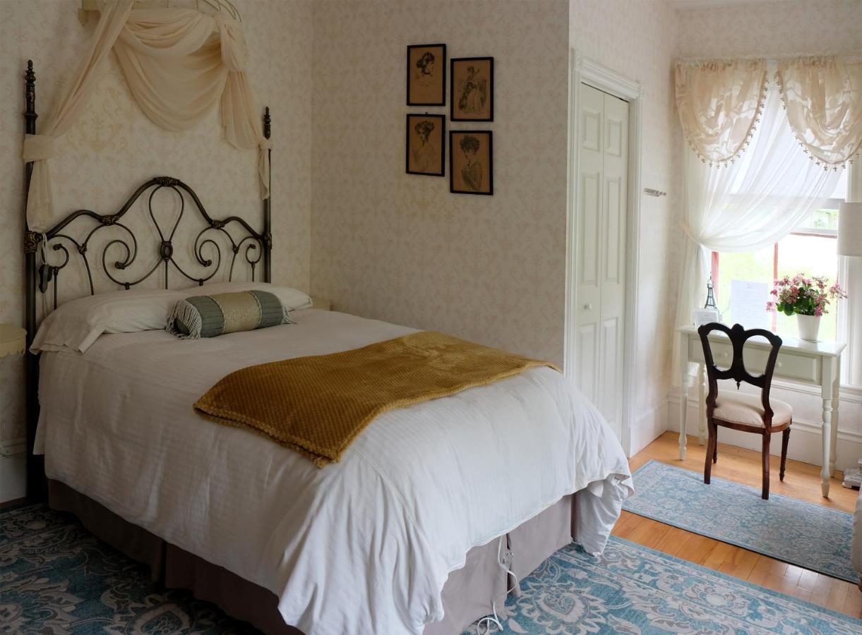 Guilford Bed And Breakfast エクステリア 写真