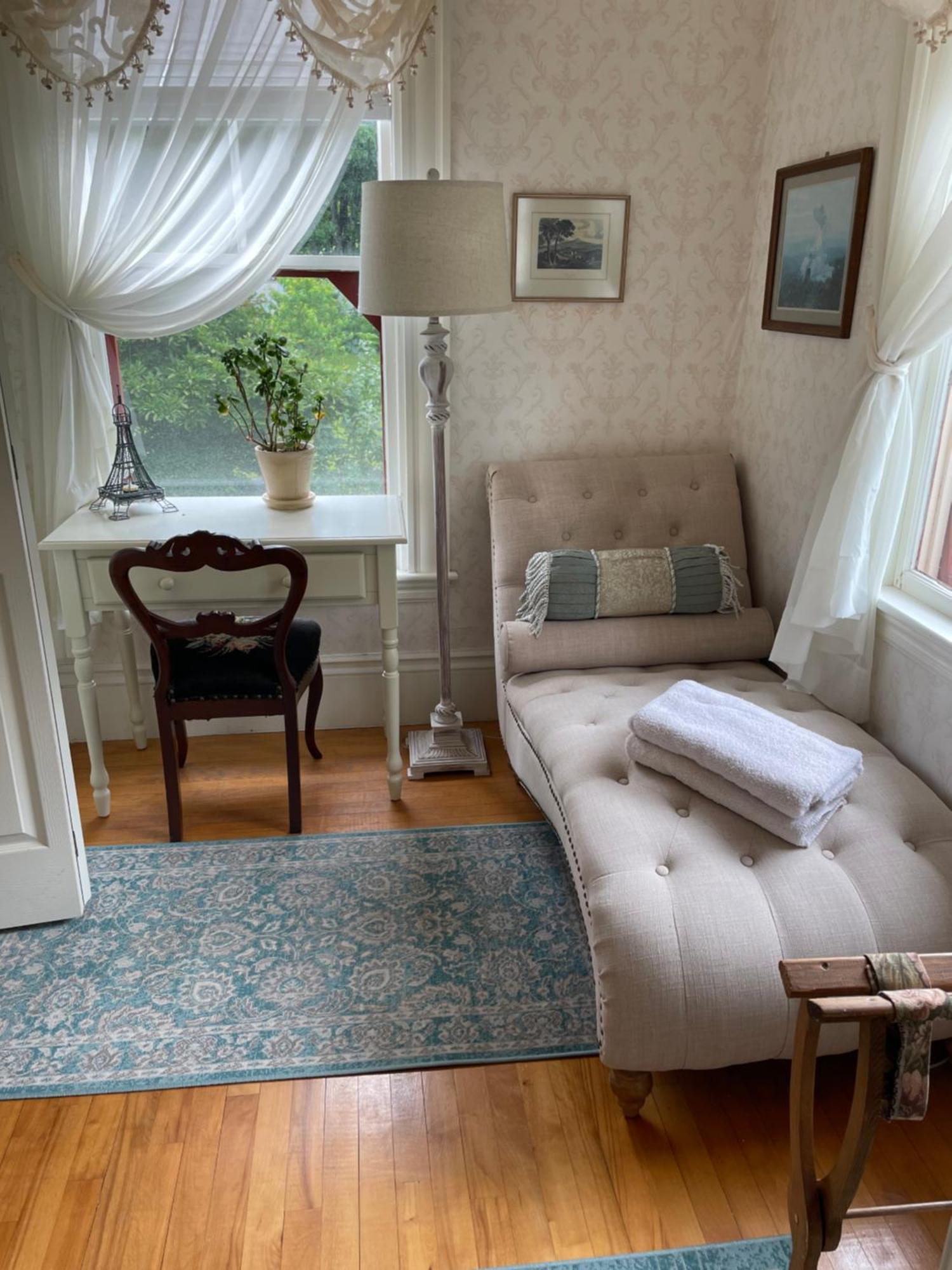 Guilford Bed And Breakfast エクステリア 写真